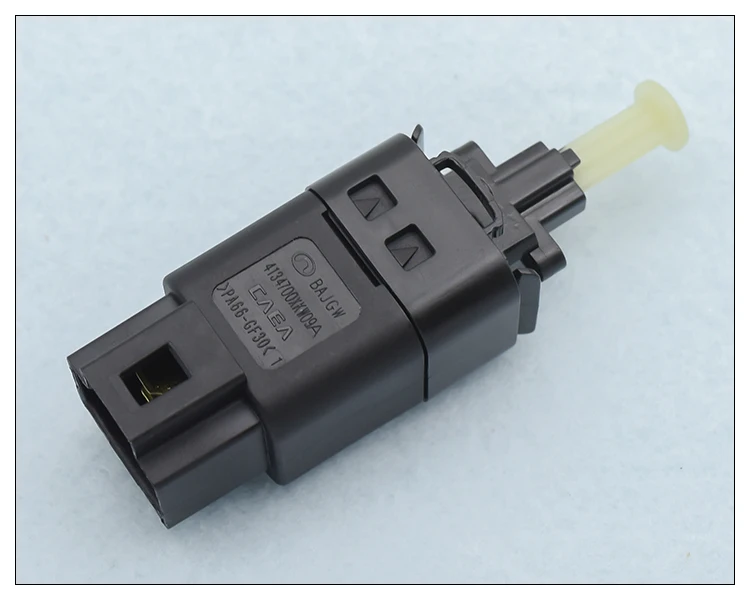 

Brake Light Switch for hover H5 H6 H8 H9 c50 m2 m4 Wingle5 4134700XKW09A