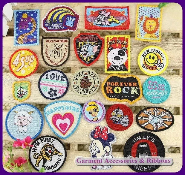 Wholesale many designs Lovely Cloth embroidered patch Decal for Clothes