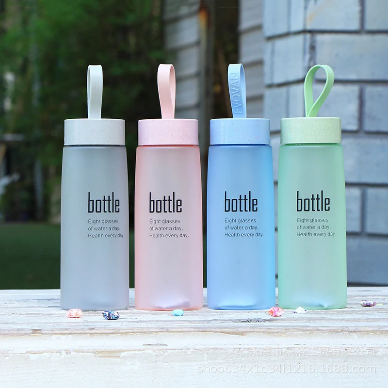 

2019 Fashion 520ml BPA Free Water Bottle Portable Plastic Sport Climbing Drinkware Tour Bottles for Lovers