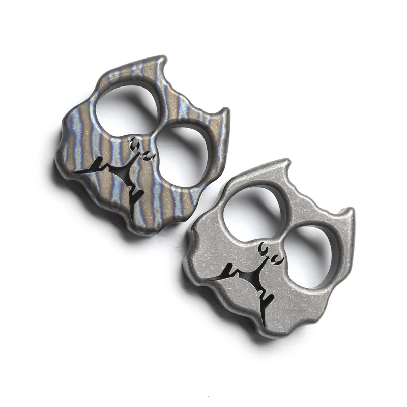 

Bully Dog Double Ring TC4 Titanium Punch Daggers Outdoor Buckle EDC Survival Knuck Knuckles Multi Tools