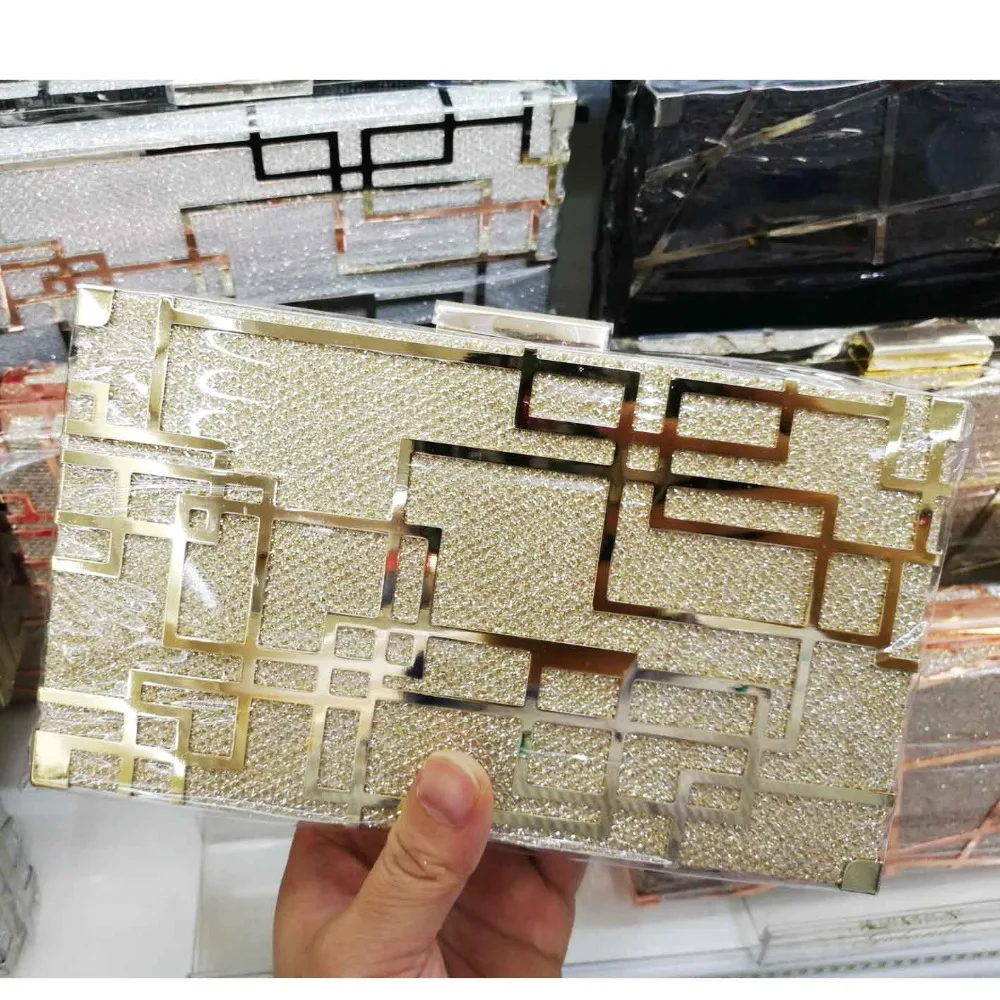 

Golden Metal Box Clutch Bags Polish Women Party Purse Female Wedding banquet Bags Day Clutches Dinner Handbags