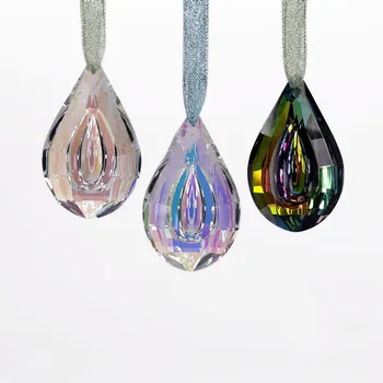 

3pcs/lot Gorgeous Glass Chandelier Pendant Feng shui Ornament Three Different Rainbow Colors Suncatcher For Wedding Decoration