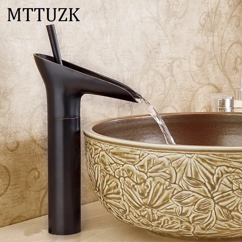 Mttuzk bubbed النفط البرونزية النحاس الشلال بالوعة الحمام الحنفية واحدة مقبض الغرور خلاط صنبور الطابق الخيالة النبيذ الزجاج صنبور