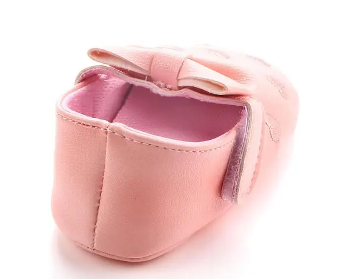 Newborn Baby Doll Shoes Cute Heart Shape Infant Baby Girls Crib