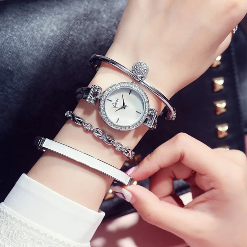 

Brand New Cacaxi Watch Women Set 4pcs Ladies Luxury Watches Crystal Bracelet Wristwatch Women Dress Clock Gifts Relogio Feminino