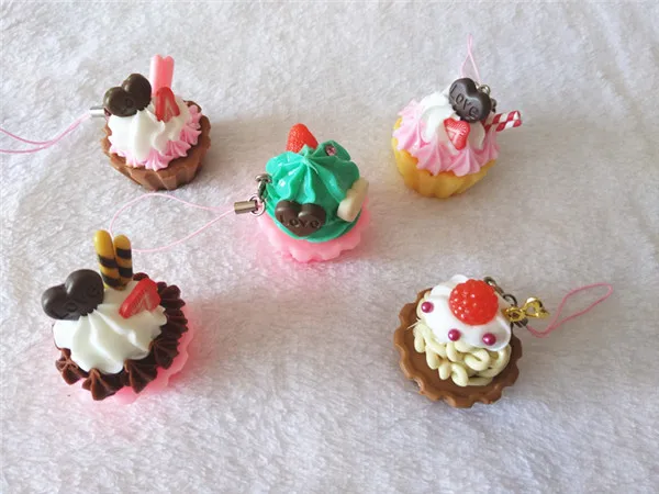 Fake Artificial food pvc cupcakes toys keychains phone pendants 5pcs - 4