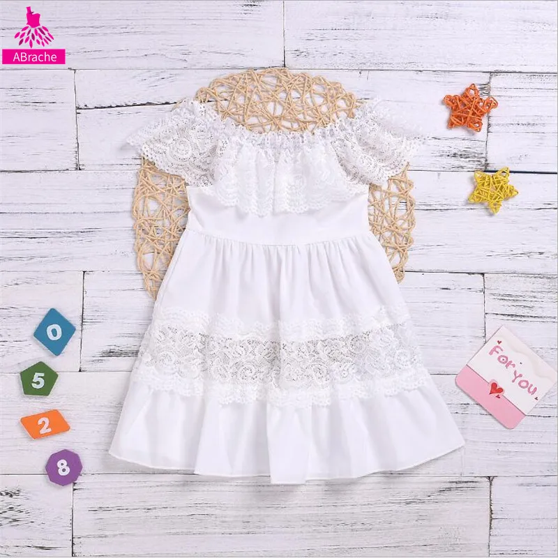 

2019New Baby Girl Dress 1Years Baby Girls Summer Clothes Wedding Party Hollow Embroidered Lace Off-Shoulder White Princess Dress