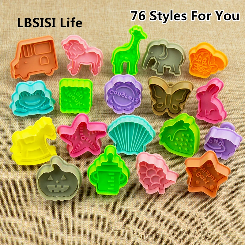 

LBSISI Life 4pcs Cookie Cutter Animal Christmas Shape Baking Mould Biscuit 3D Biscuits Mold DIY Tools Baking Claying Plunger