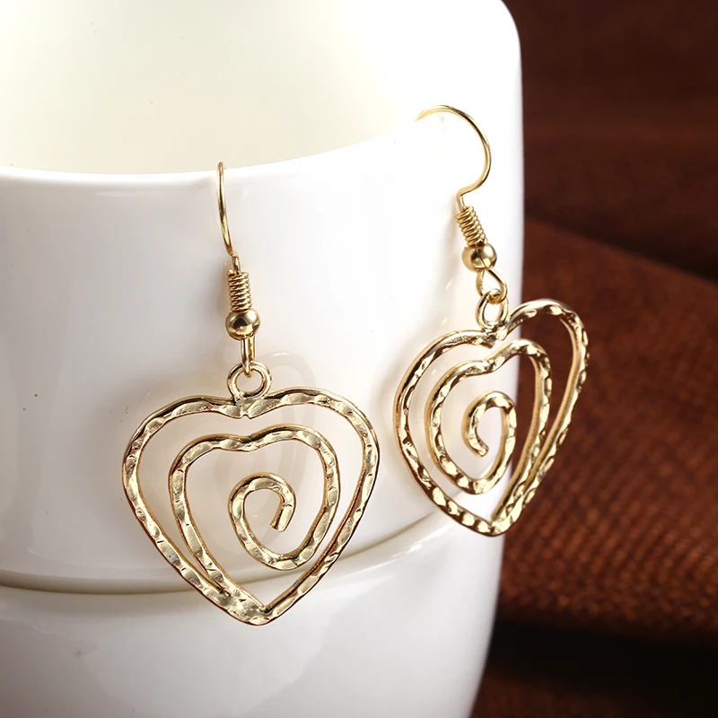 

Ethnic Bohemia Women Dangle Drop Earrings for women Long Heart Earrings Handmade Statement Earring Jewelry Christmas Pendientes