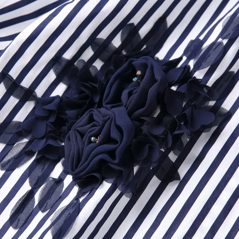2018 Fashion Striped Loose Women Shirt 3D Florals Appliques Diamonds Turn-down Collar Single-breasted Female Shirts 2018 Fashion Striped Loose Women Shirt 3D Florals Appliques Diamonds Turn-down Collar Single-breasted Female Shirts