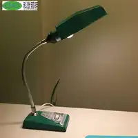 retro nostalgic Antique vintage movie table lamp green Lampshade and iron base study lights old fashioned Decoration Table Lamp