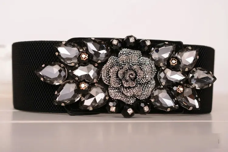 1593155776_112793471