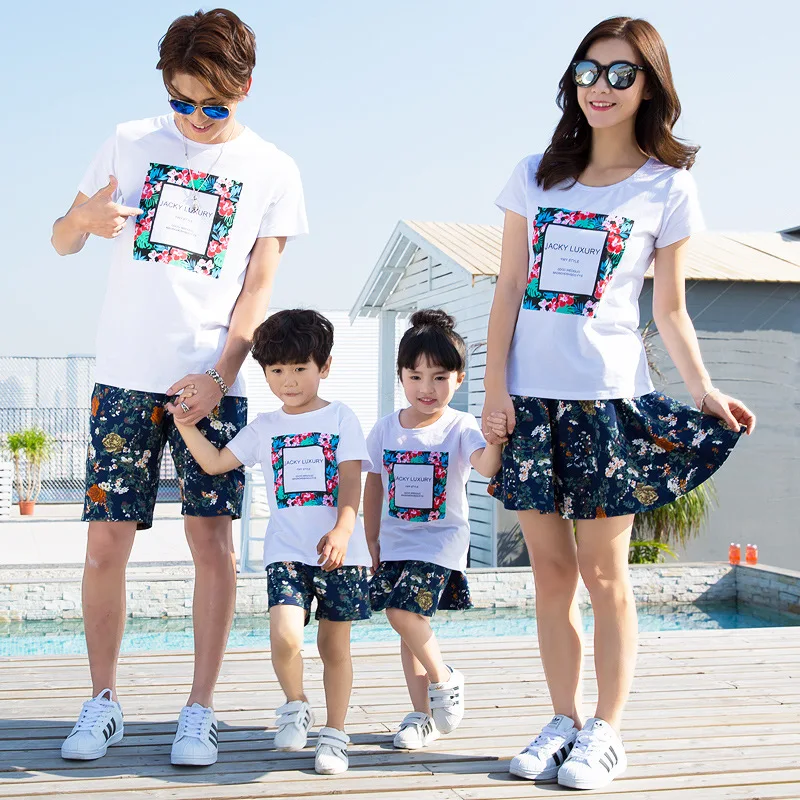 

South Korean Parent-Child Suit Summer Cotton Printed Short-sleeved T-shirt Family