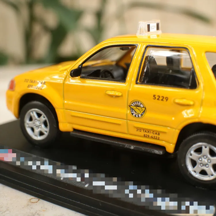 Редкие 1/43 специальное литье металла под давлением Ретро такси Настольный дисплей Коллекция Модель игрушки для детей обратно в будущее