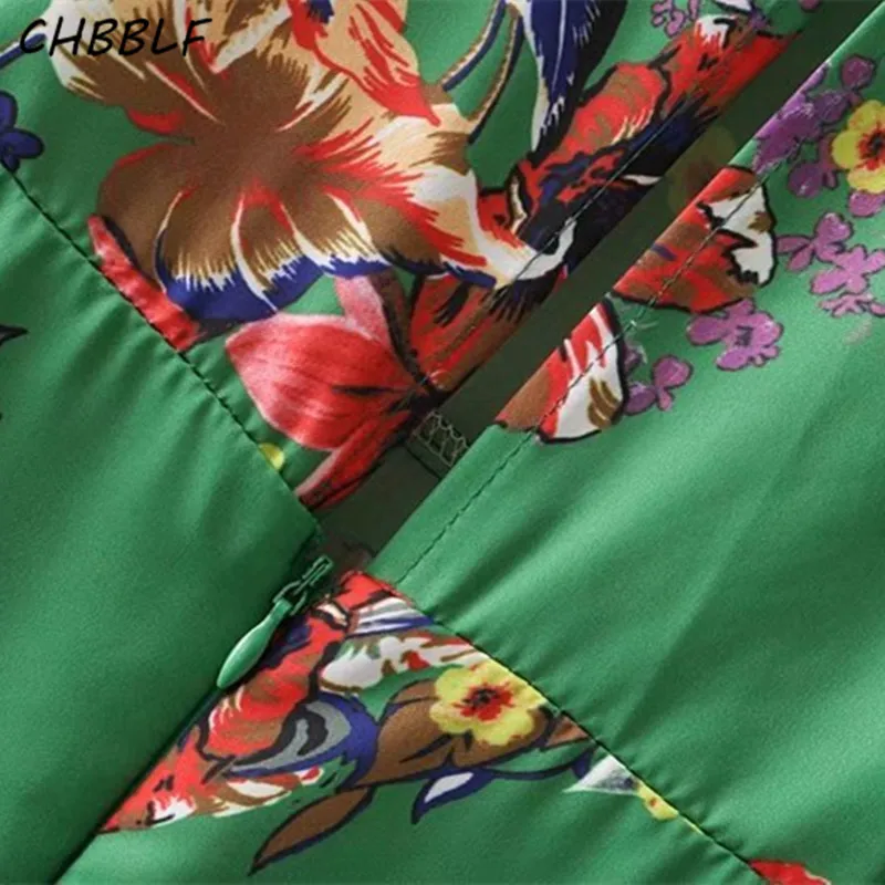 8743683662_486011560