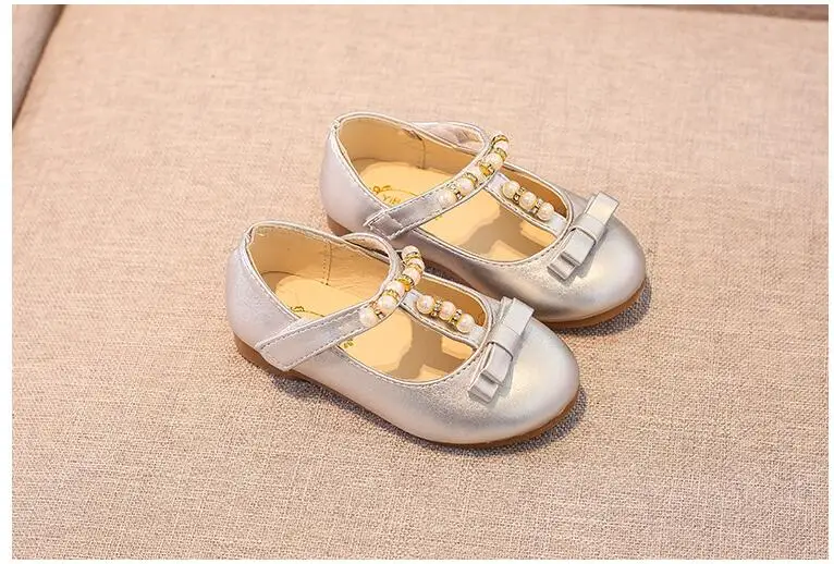 KKABBYII осень 2018 г. для маленьких девочек Мода Мэри Джейн детей из искусственной кожи на плоской подошве малышей вечерние туфли принцесс