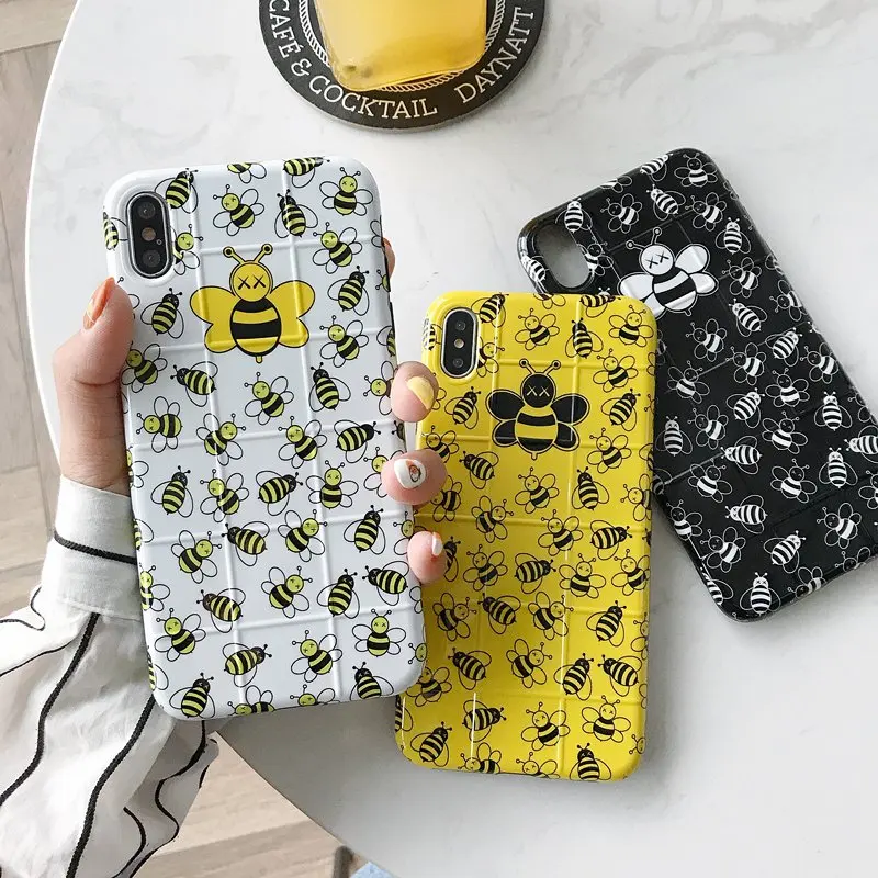 

Simple Cartoon Violent Bee Phone Case For iPhone 7 8 plus Case For iPhone 6s X XR XS Max Cases Fashion Glossy Square Soft Cover