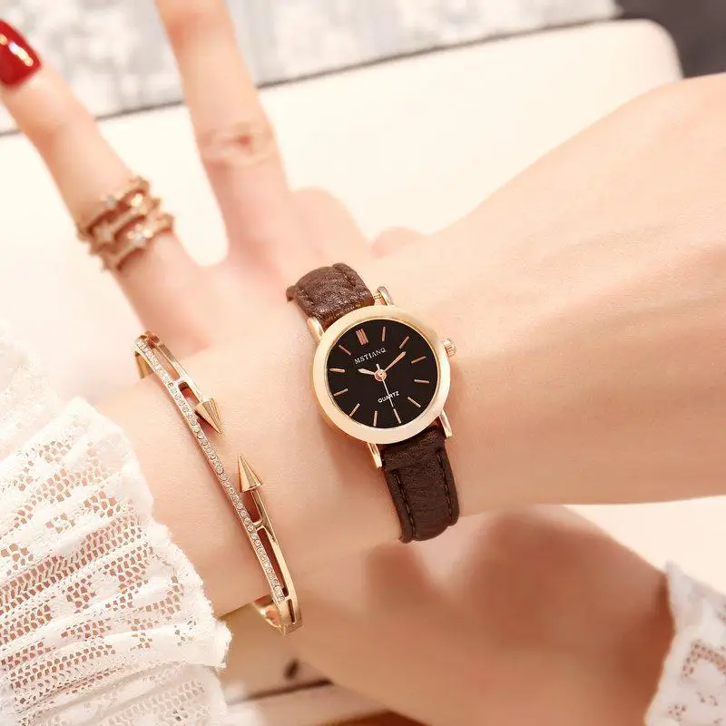 Минималистичные простые Стильные женские ультра тонкие кварцевые часы золотые кожаные женские изысканные повседневные наручные часы женские маленькие часы - Цвет: Brown Black