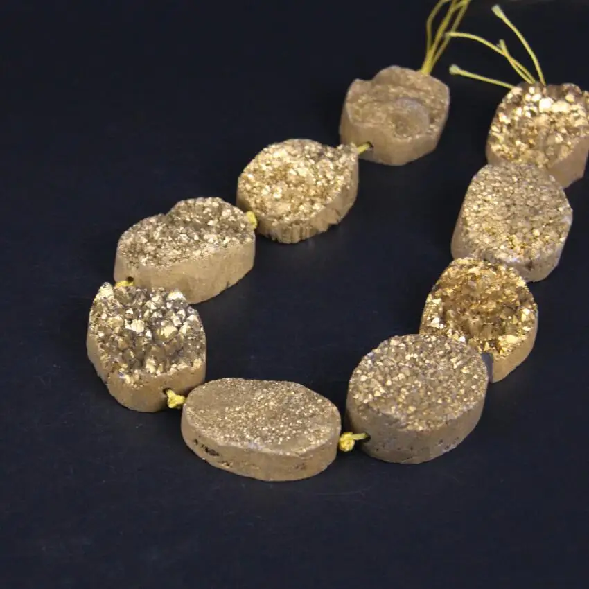

Approx9PCS/strand Large Gold Titanium Natural Quartz Geode Drusy Oval Slab Nugget Beads,Roug Agates Crystal Druzy Slice Pendants