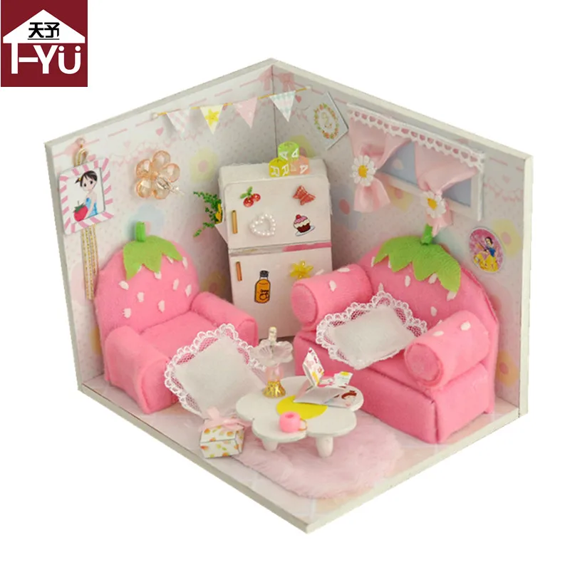 

TianYu New arrival Miniature Wooden Doll House With DIY Furniture Fidget Toys For Kids Children Birthday Gift Strawberry TW15