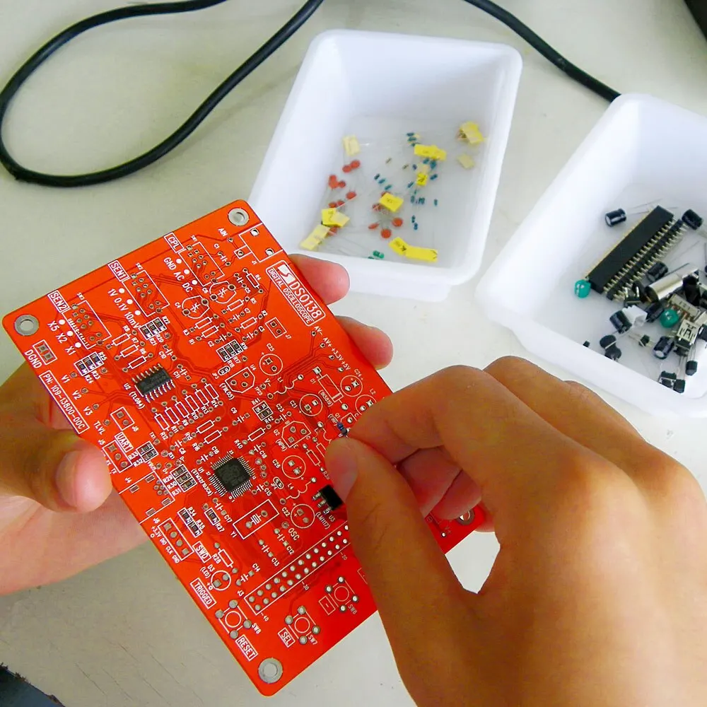 

New DSO138 2.4" TFT Handheld Pocket-size Digital Oscilloscope Kit DIY Parts SMD Soldered Electronic Learning Set 1Msps