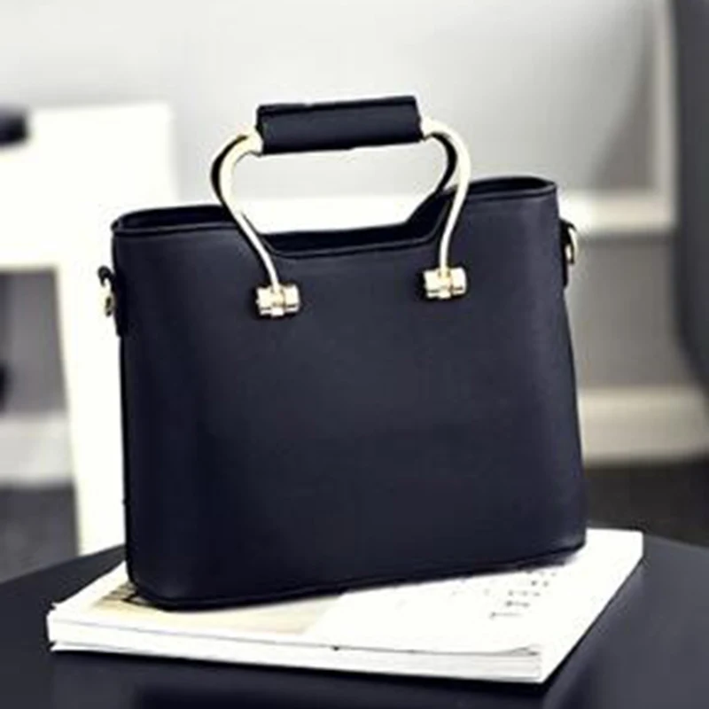 Fashion Designer Leather Bags for Women Heart Flower Pendant Handbag Ladies Shoulder Bags Casual Sweet Crossbody Bag Fashion Designer Leather Bags for Women Heart Flower Pendant Handbag Ladies Shoulder Bags Casual Sweet Crossbody Bag