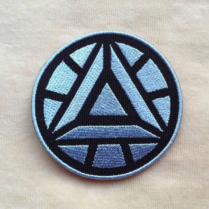 IRON MAN ARC REACTOR EMBROIDERY IRON ON PATCH BADGE