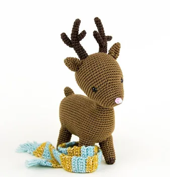 

crochet armigurumi rattle deer model number 8120