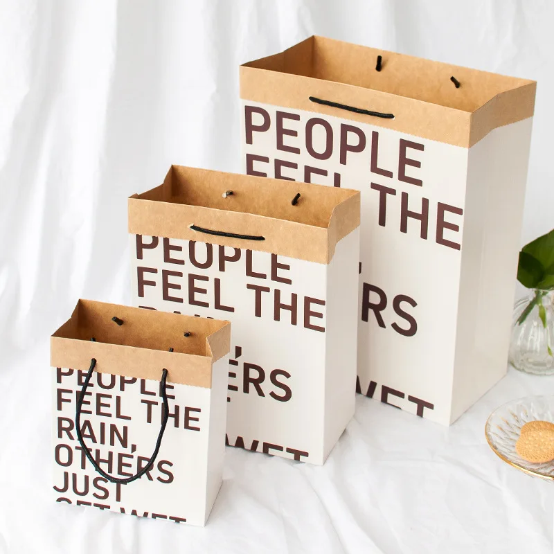 

1pc Creative Attitude Kraft paper gift bag Kraft color simple style packing gift colthes birthday gift bag homemade Packing