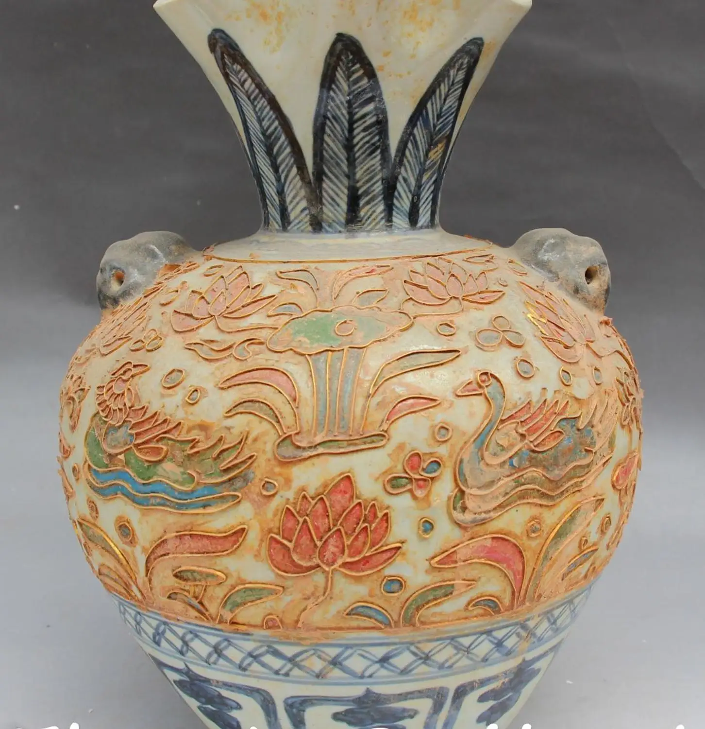 

12" Old Dynasty Wucai Porcelain Swan Mandarin duck Lotus Bottle Vase Pot Statue