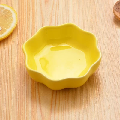 1 шт. творческий с керамическим блюдцем красочная кухонная утварь блюдо для суши тарелка для соевого соуса - Цвет: Yellow Plum