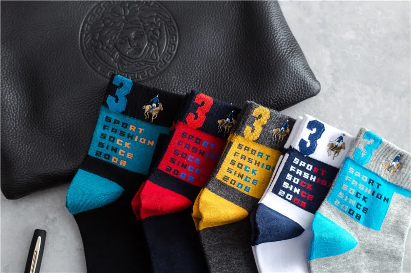 4511899150_889649093