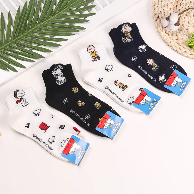 

Korean imported fashion cartoon SNOOPY Ms. Christmas gifts for women's leisure tube high quality women fashion 2018 kawaii cute