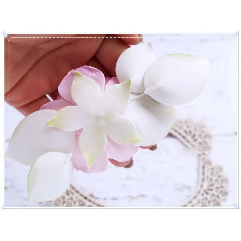 

DiyArts 1 Pcs/lot Metal Cutting Dies Scrapbooking for Card Making DIY Embossing Cuts New Craft Dies Flowers Decoration