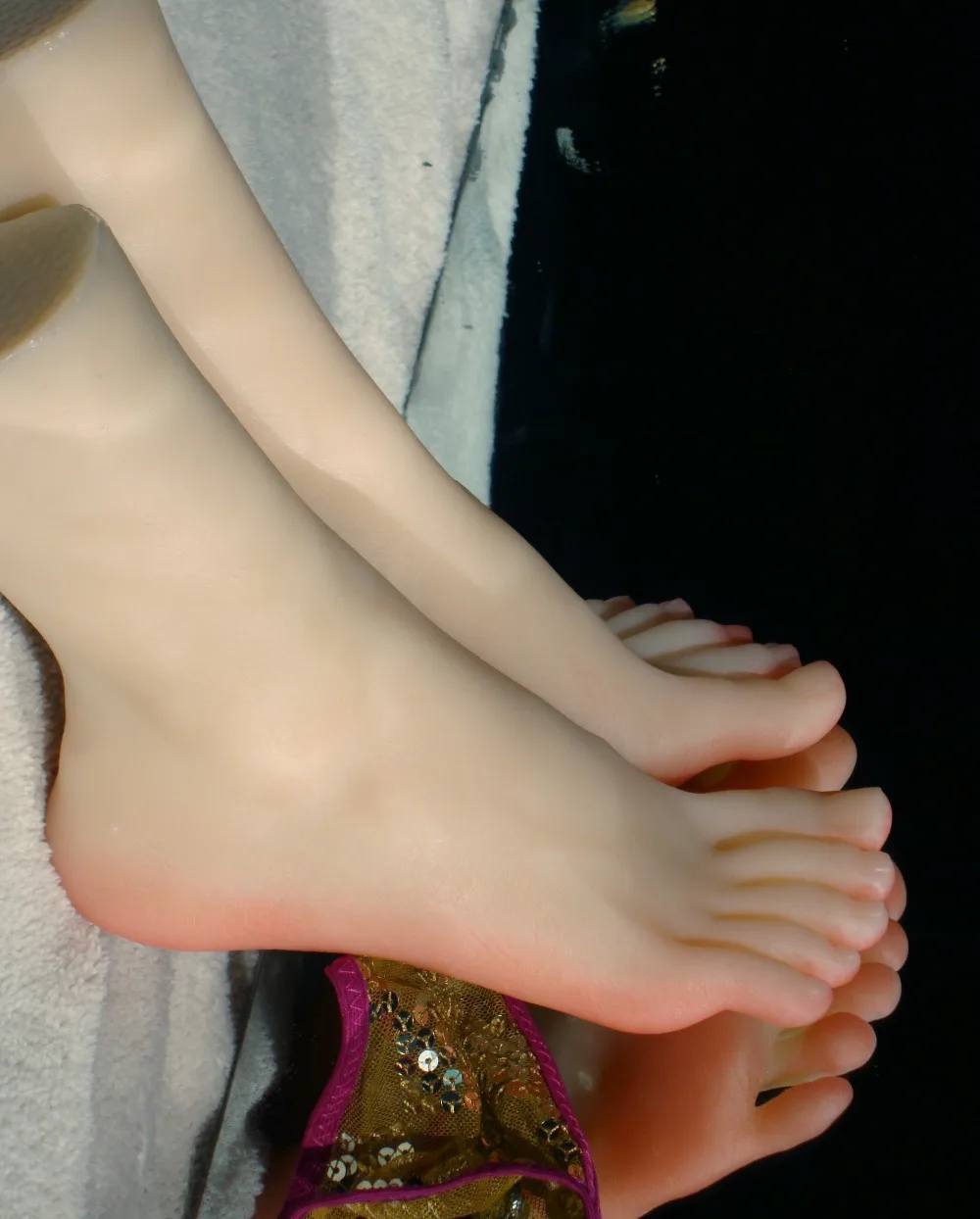 Simulation silicone feet model real skin texture / shoe mold full mold beautiful full size Foot Fetish Products DHL shipping-in Sex Dolls from Beauty ... beautiful japanese feet - Simulation silicone feet model real skin texture / shoe mold full mold beautiful full size Foot Fetish Products DHL shipping-in Sex Dolls from Beauty ...