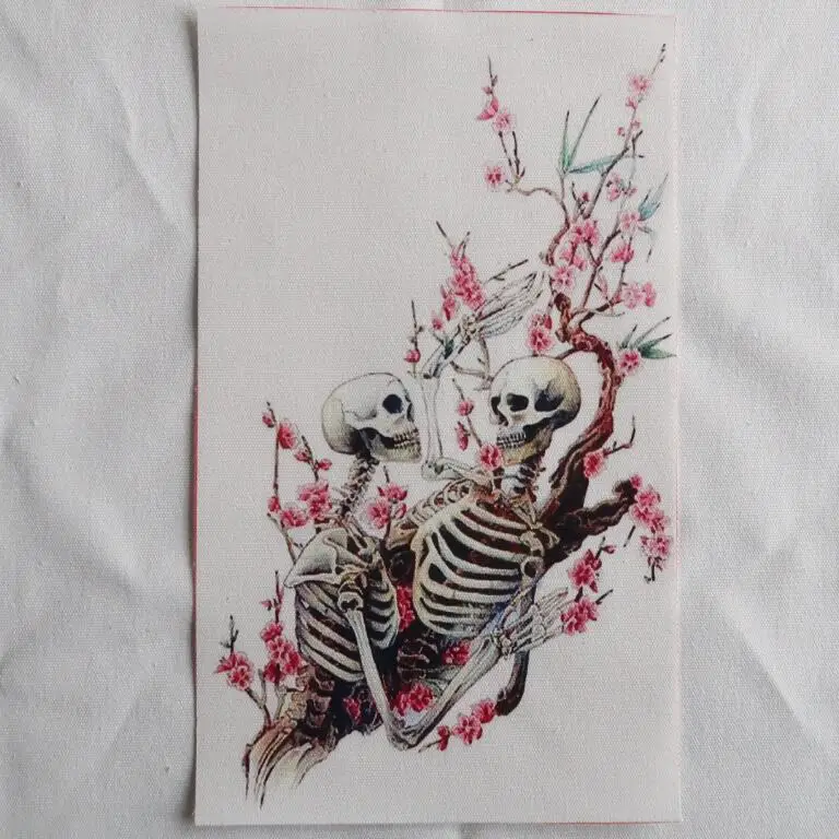 

1 Pieces/lot 12*20cm 100% cotton canvas Fabric plum Series Skull lover patchwork Cloth diy decoration