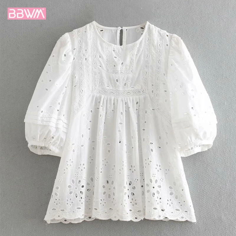 

Women's round neck casual temperament openwork embroidered trumpet sleeves blouse 2019 summer new white female shirt tops