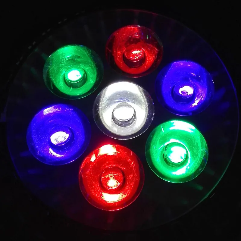 

14W Full spectrum LED grow light,Provide illumination for seedlings, flowers and vegetables in the greenhouse and grow tent