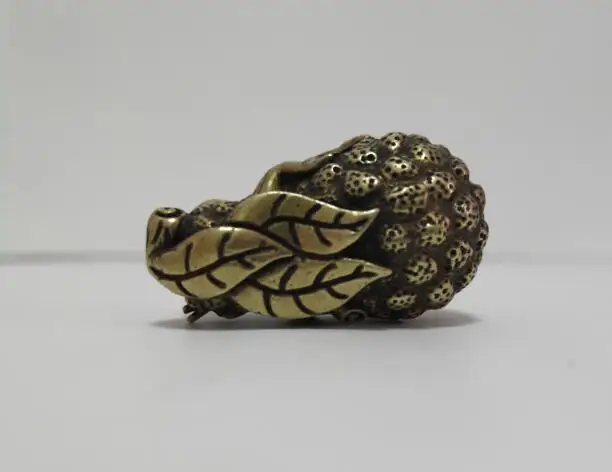 China brass Carved Golden cicada small pendant