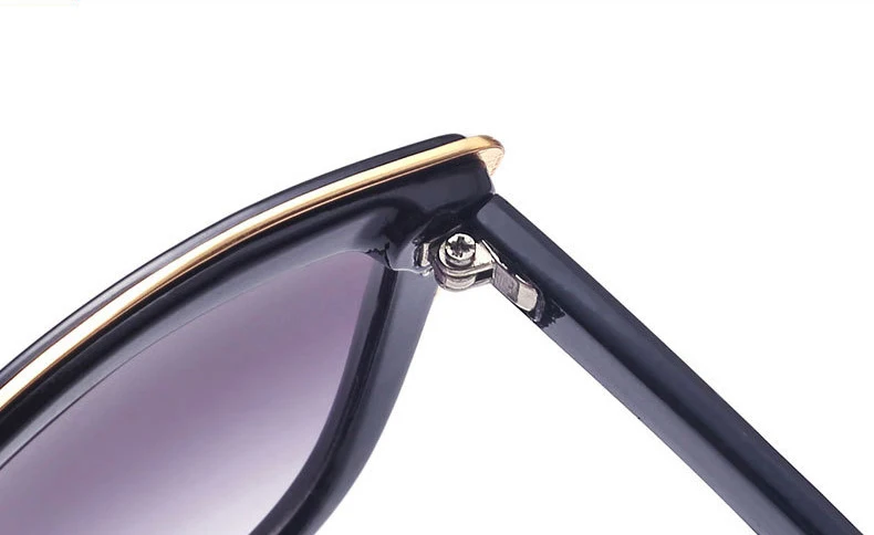 8326654861_2002334766