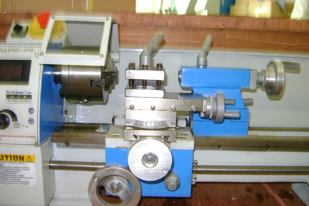 

High quality Variable speed mini-lathe/micro lathe/lathe machine/mini cnc lathe 210mm*400mm