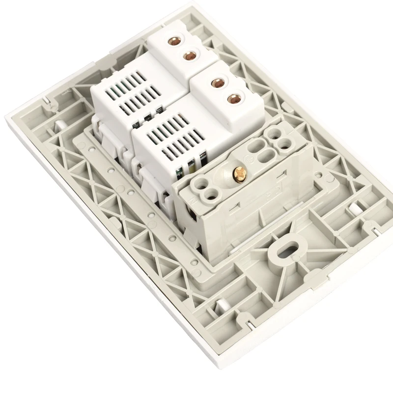 Настенная розетка Coswall итальянская/Чили электрическая с 4 usb портом зарядного