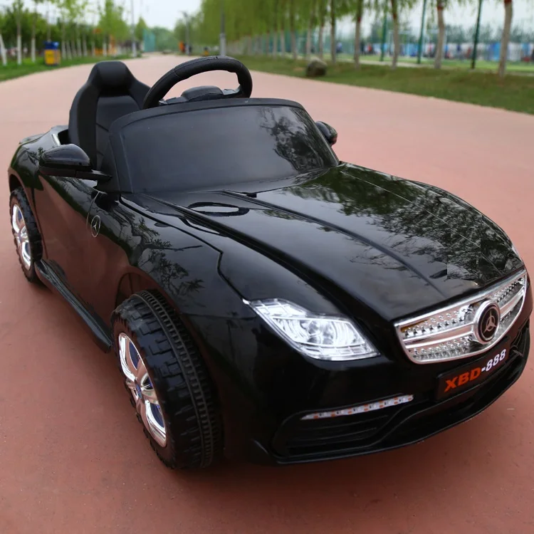 

2017 Remote By Mobile Children's Electric Car Phone Gravity Control Boy And Girl Drive Can Sit Swing Four-wheel Music Light Car