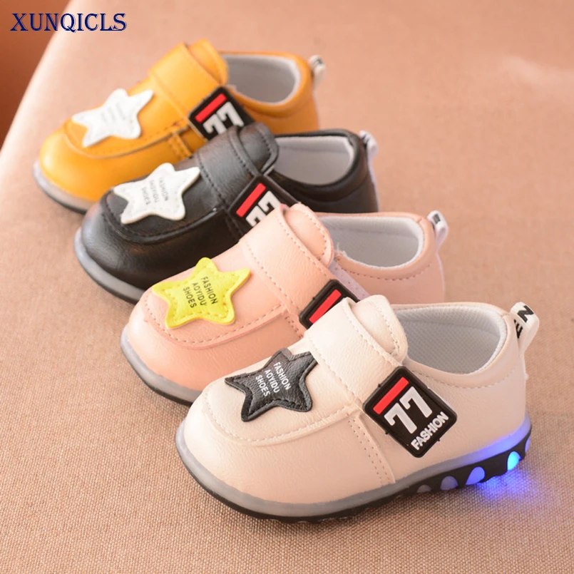 

XUNQICLS Spring Baby Shoes with LED Light Infant Toddler Crib Shoes Pu Leather Slip-On Soft Sole Shoes Kids Casual Sneakers