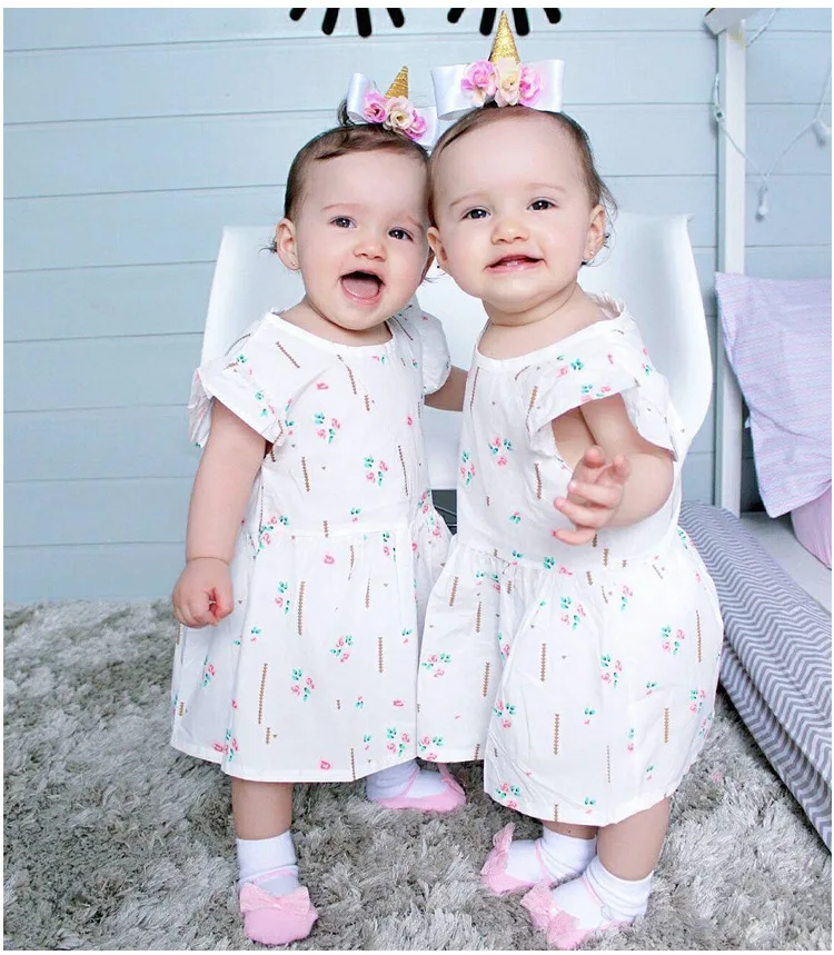 Mother nest 2018 Summer Newborn Baby Love Hollow Dress Flying Sleeves Girl Clothes Birthday Princess Party Dresses for Children (3)