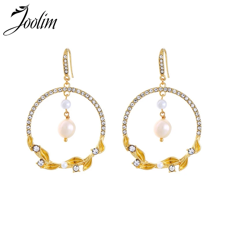 

Joolim Natural Pearl Crystal Leaf Hoop Earring Simple Office Lady Earring