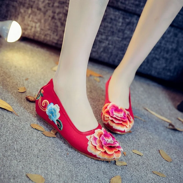 Классические Эспадрильи на плоской подошве; водонепроницаемые слипоны; Женская Повседневная дышащая обувь с объемным цветком лотоса и вышивкой в национальном стиле