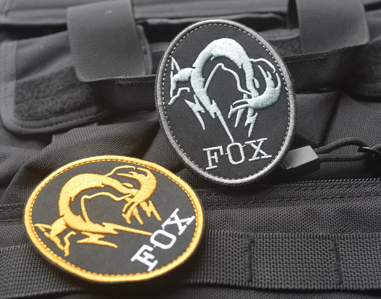 Черный металл Шестерни Solid MGS FOX HOUND группа специального назначения Призрак с вышивкой