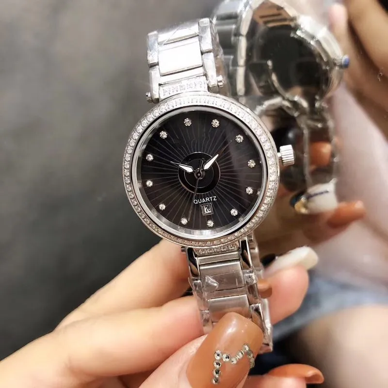 

WG0604 Women's Watches Top Brand Runway Luxury European Design Quartz Wristwatches