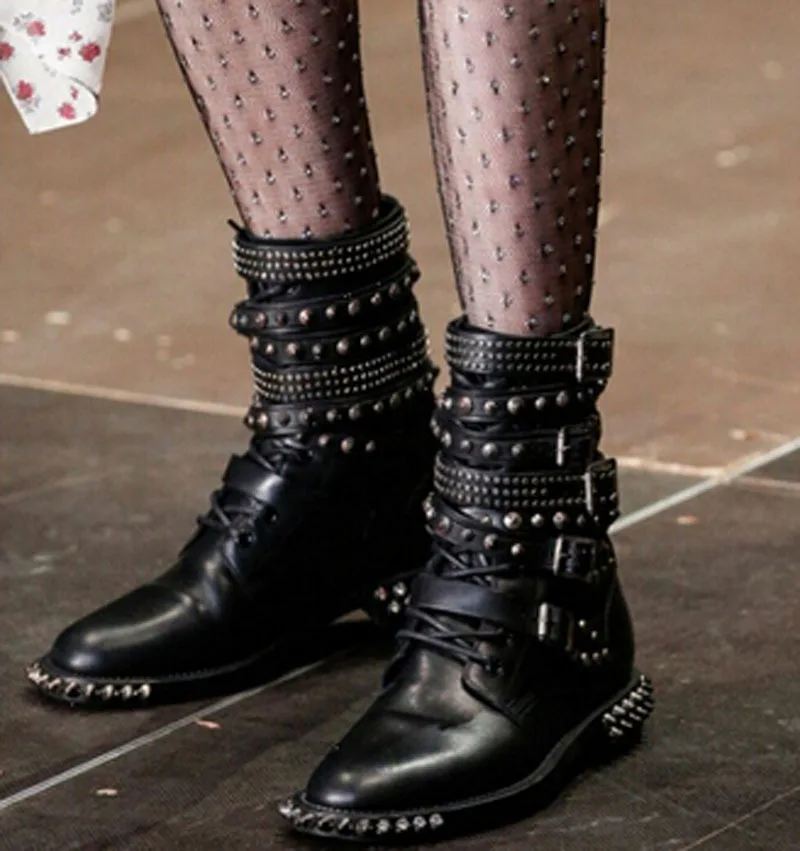 Woman New Fashion Rivets Studded Flat Strappy Lace UP Woman Ankle Boots Belt Buckle Short Martin Boots